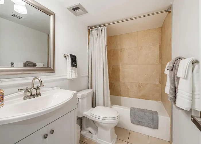 Furnished Patio, Pool Access! Retreat * Scottsdale